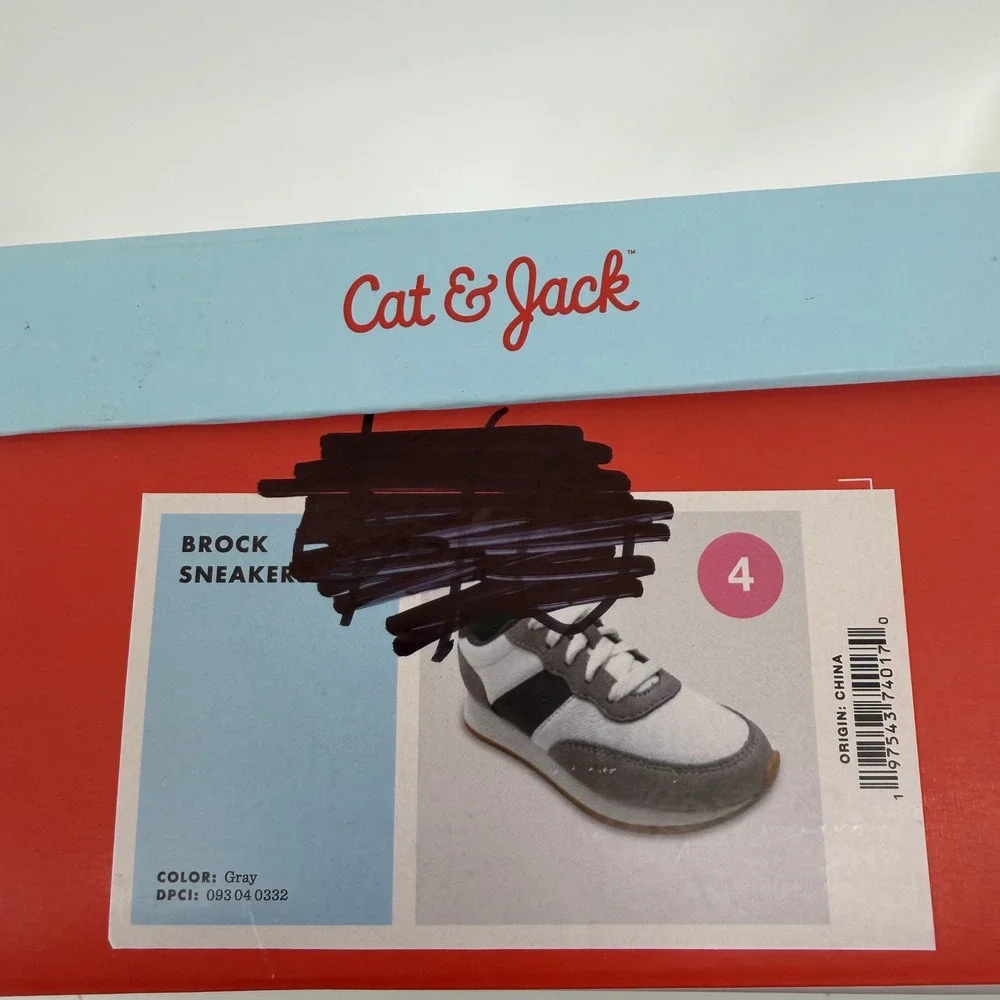 Cat & Jack Brock Kids Size 4 Gray White Athletic Sneakers Shoes New 093 04 0332